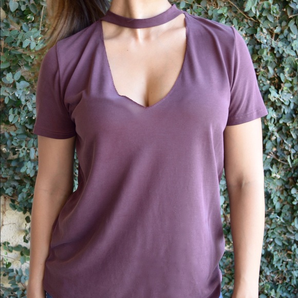 Choker Tee - Picture 3 of 5
